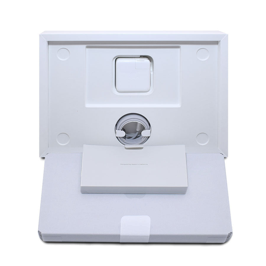 2024 Apple M4 Max MacBook 16.2" 36GB/1TB SSD (Silver) 5X2V3LL/A